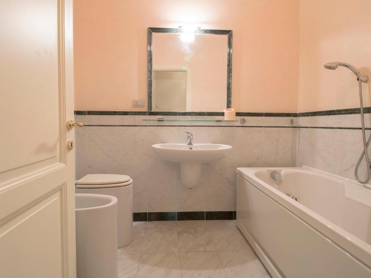 Apartment Lungomare By Interhome Viareggio Bagian luar foto